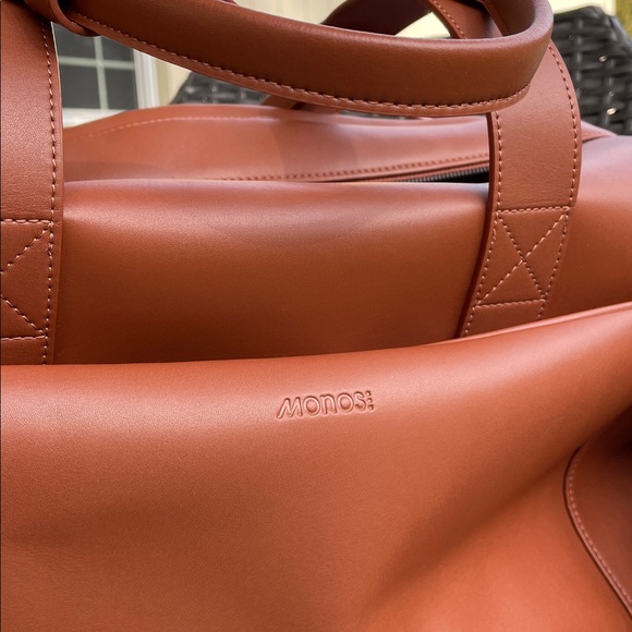 Monos Metro Weekender - Picture 4 of 14